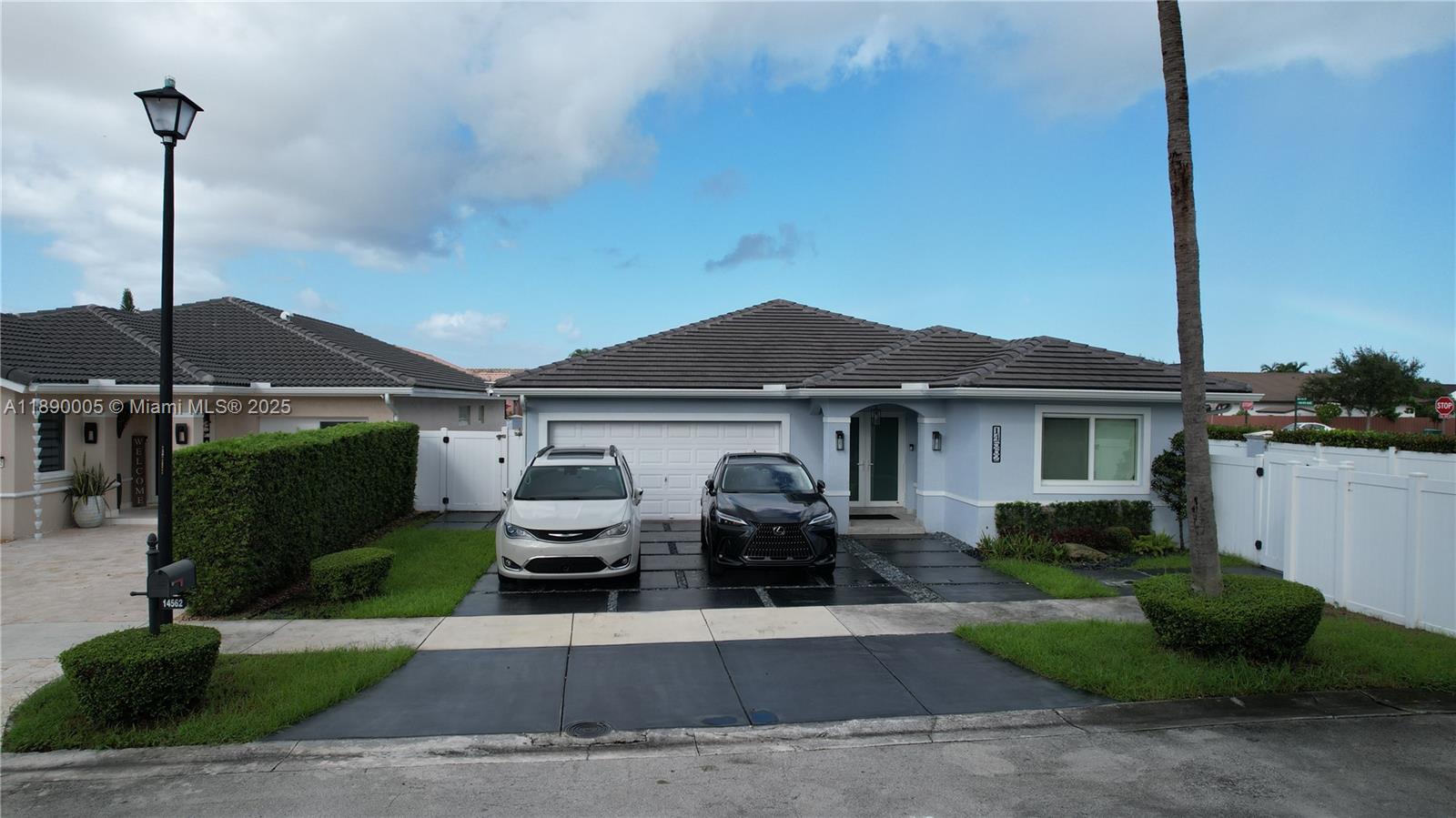 14562 NW 88th Pl, Miami Lakes FL 33018