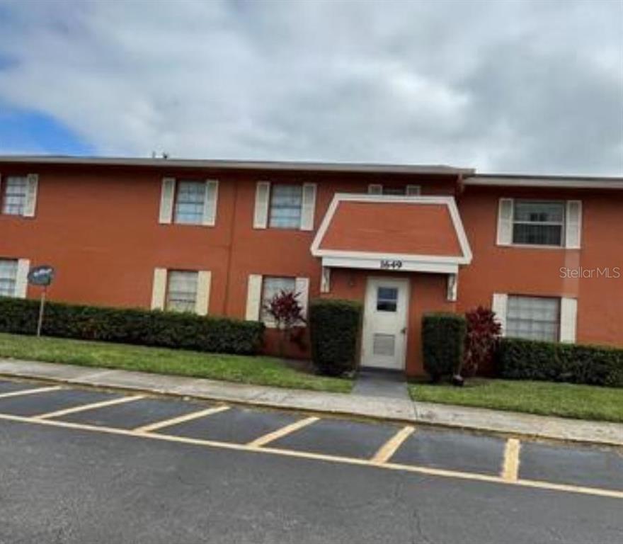 1649 W OAK RIDGE ROAD UNIT 1649C