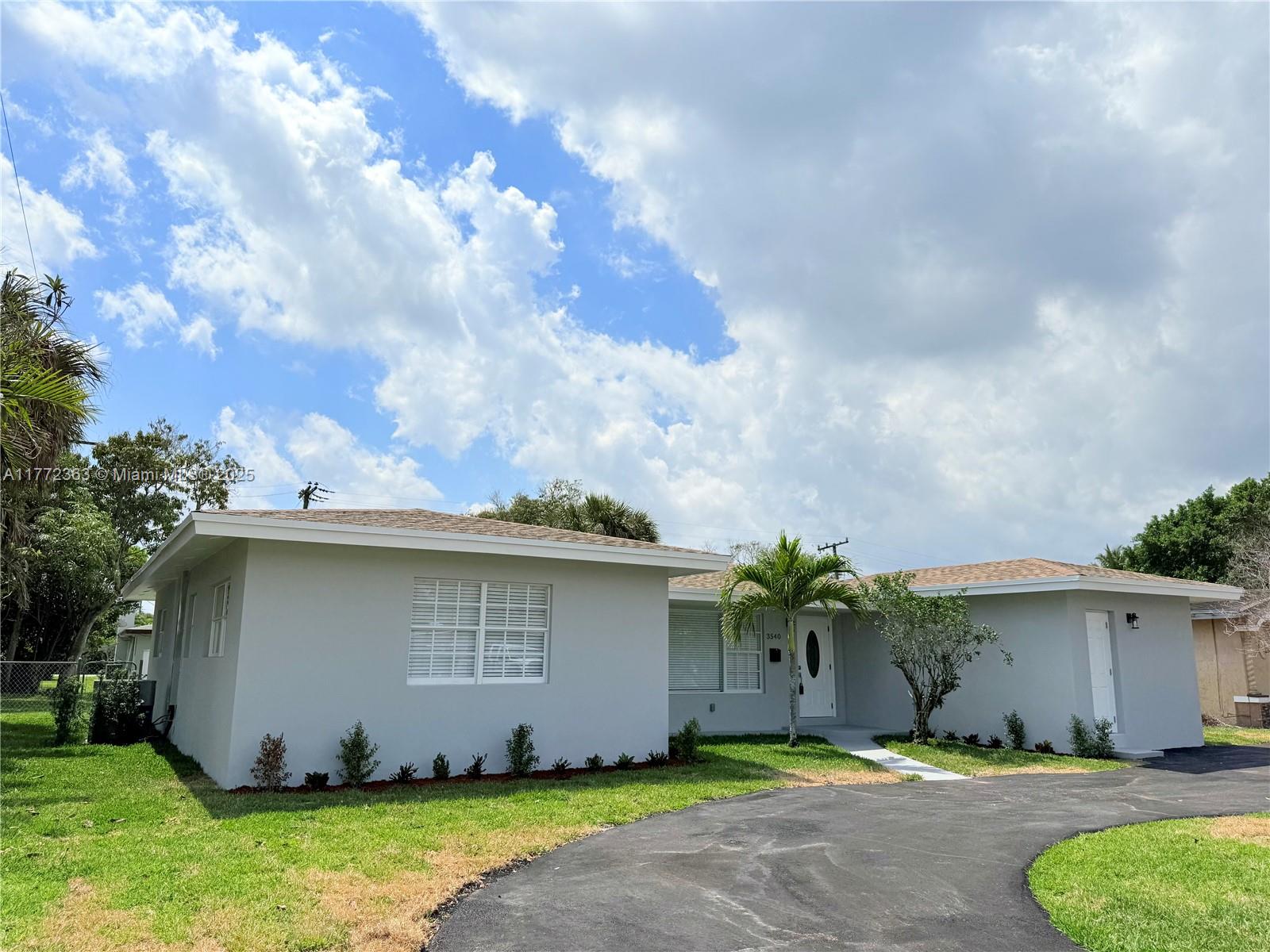 3540 SW 3rd St, Fort Lauderdale FL 33312