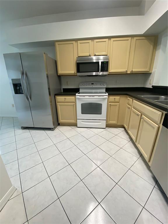 1626 PROWMORE DRIVE, BRANDON, FL — photo 4 of 23
