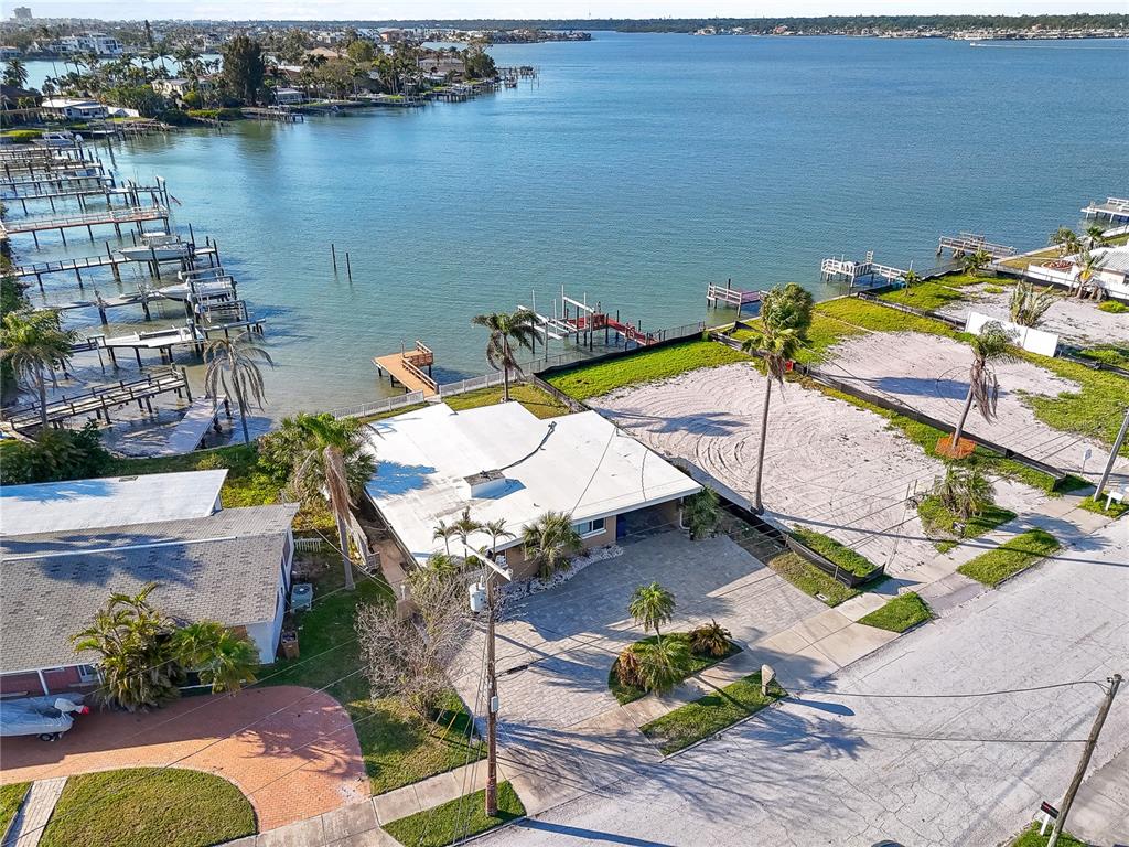15305 HARBOR DRIVE, MADEIRA BEACH, FL — photo 3 of 16