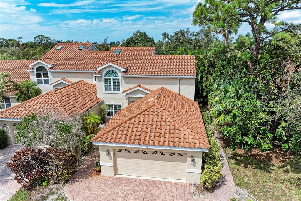 264 WOODS POINT ROAD