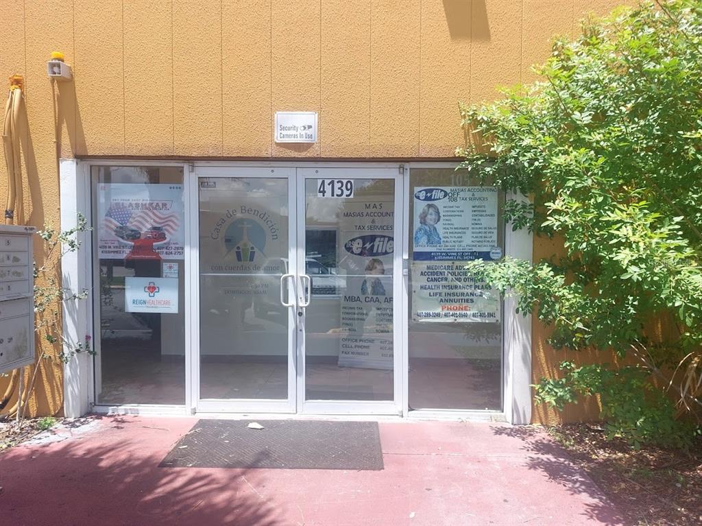 4139 W VINE STREET UNIT 112