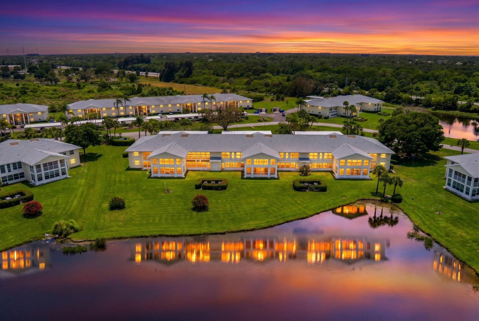360 Grove Isle Circle, Vero Beach FL 32962