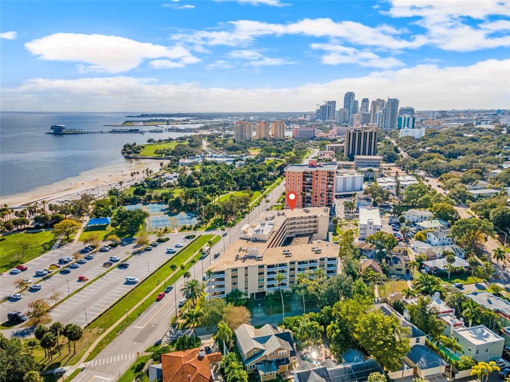 1200 N SHORE DRIVE NE UNIT 301