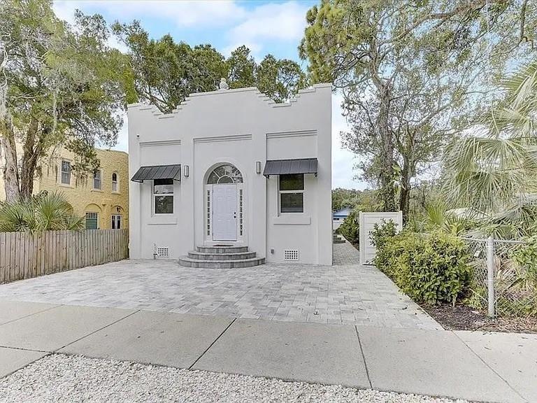 1862 6TH STREET, SARASOTA, FL — photo 2 of 30