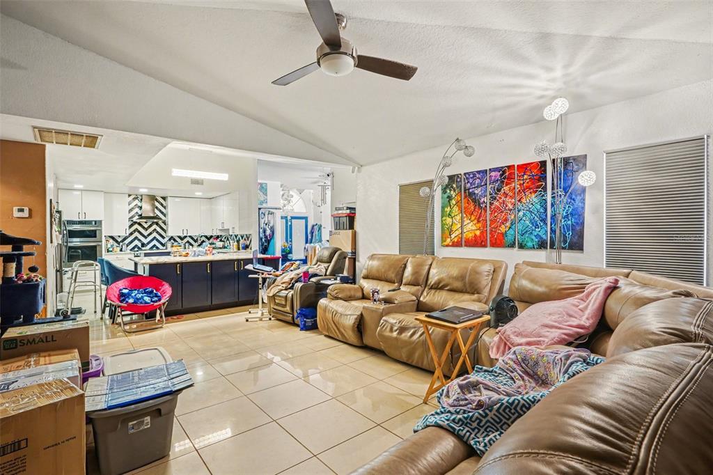 1464 BLUFF LOOP, DUNDEE, FL — photo 5 of 25