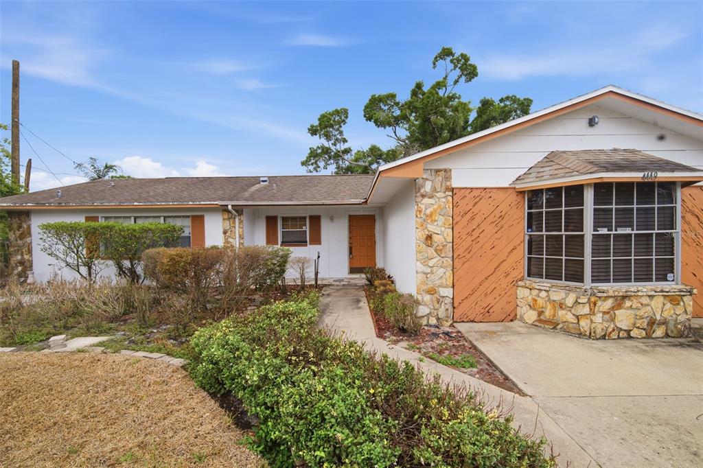 4449 TARPON DRIVE