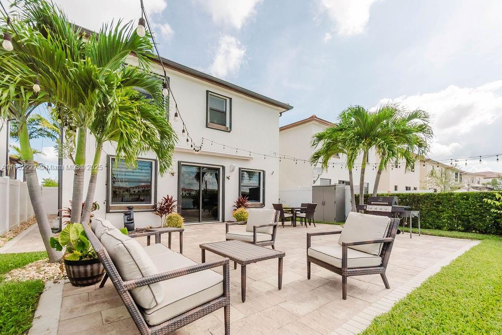 3392 W 103rd Ter, Hialeah FL 33018