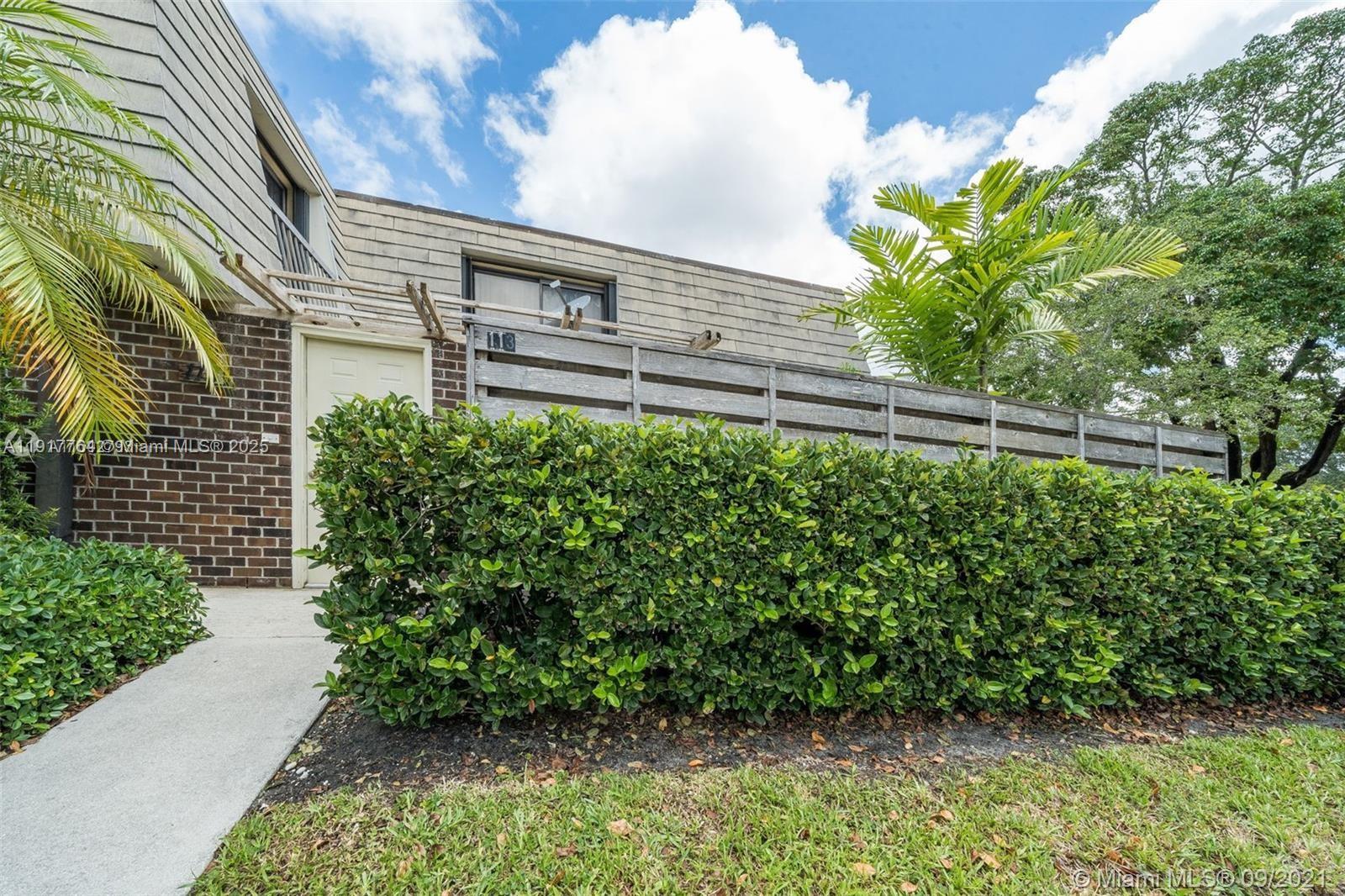 Entry to Patio via locked door for privacy and security — PALM BEACH GARDENS, FL