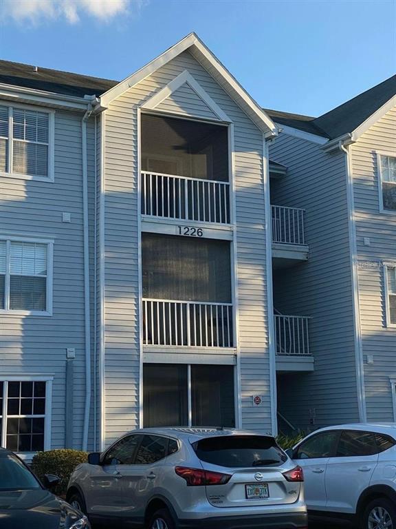 1226 BERMUDA LAKES LANE UNIT 303