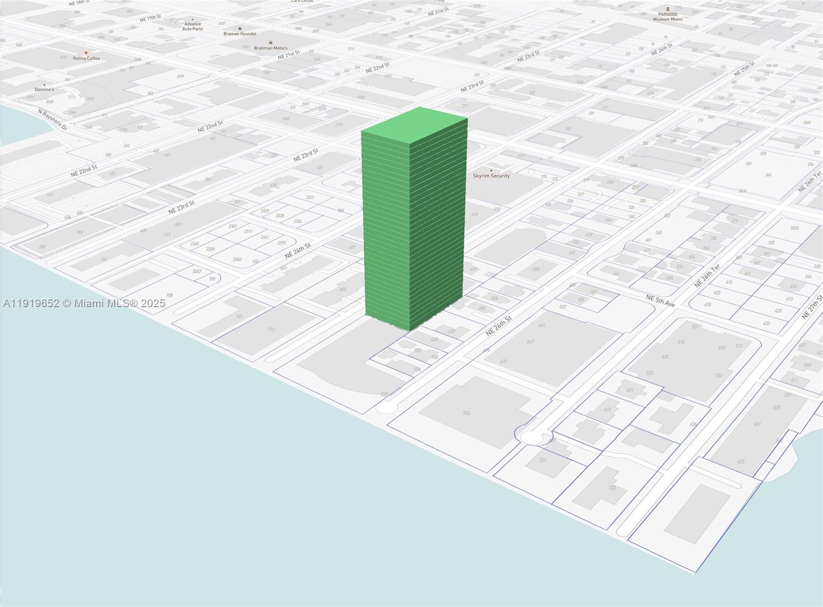 This is a 3D map rendering showing a green building model in a city neighborhood — 475 NE 25th St, Miami FL 33137, MIAMI, FL