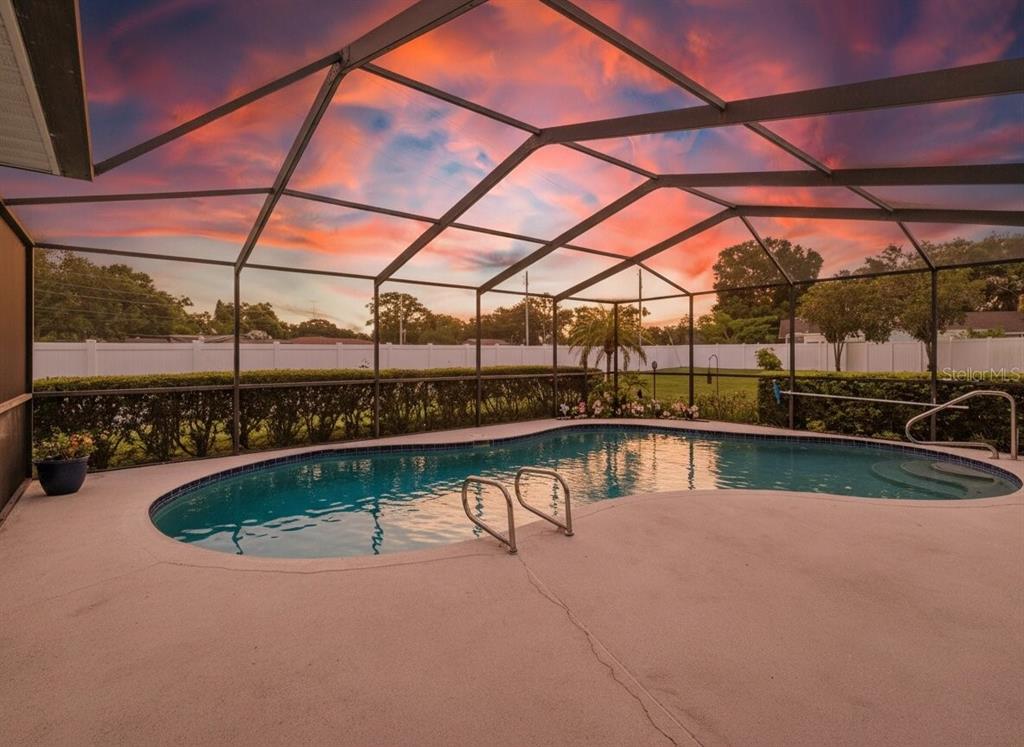3267 SPRINGWOOD DRIVE, CLEARWATER, FL — photo 2 of 30