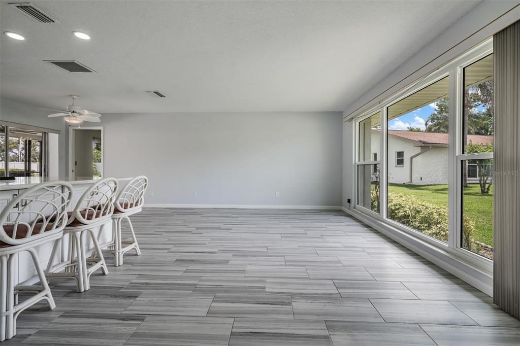 3267 SPRINGWOOD DRIVE, CLEARWATER, FL — photo 4 of 30