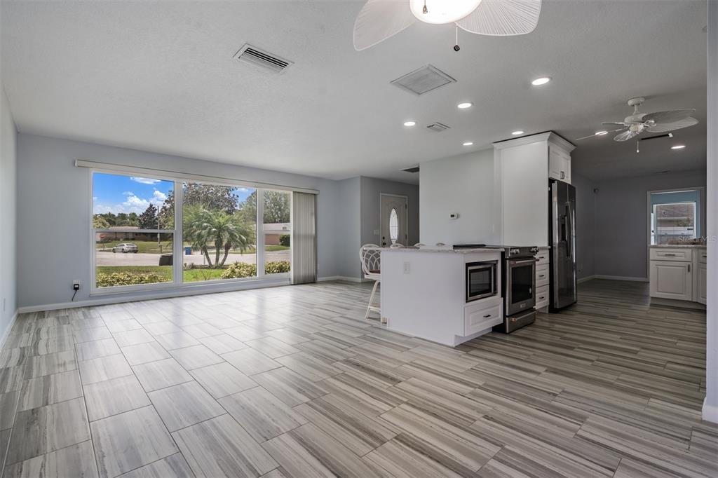 3267 SPRINGWOOD DRIVE, CLEARWATER, FL — photo 5 of 30