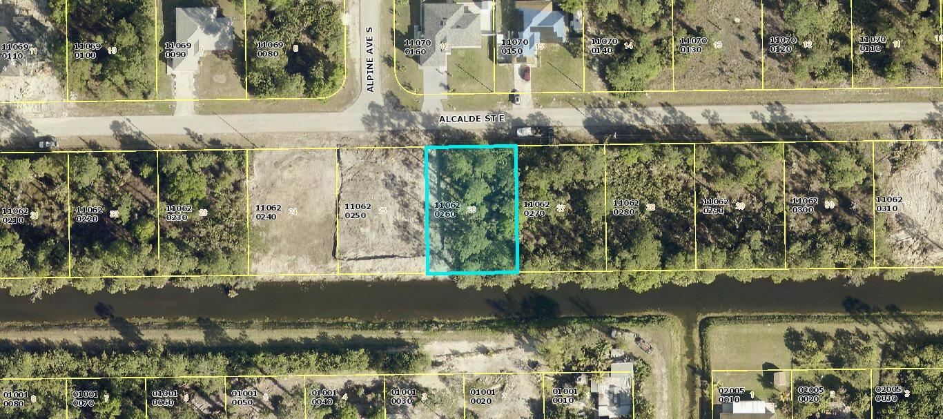 934 Alcalde Street E, Lehigh Acres FL 33974