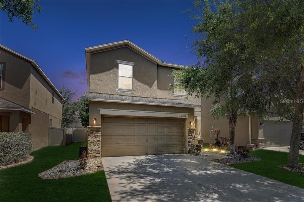 10524 WHITE PEACOCK PLACE