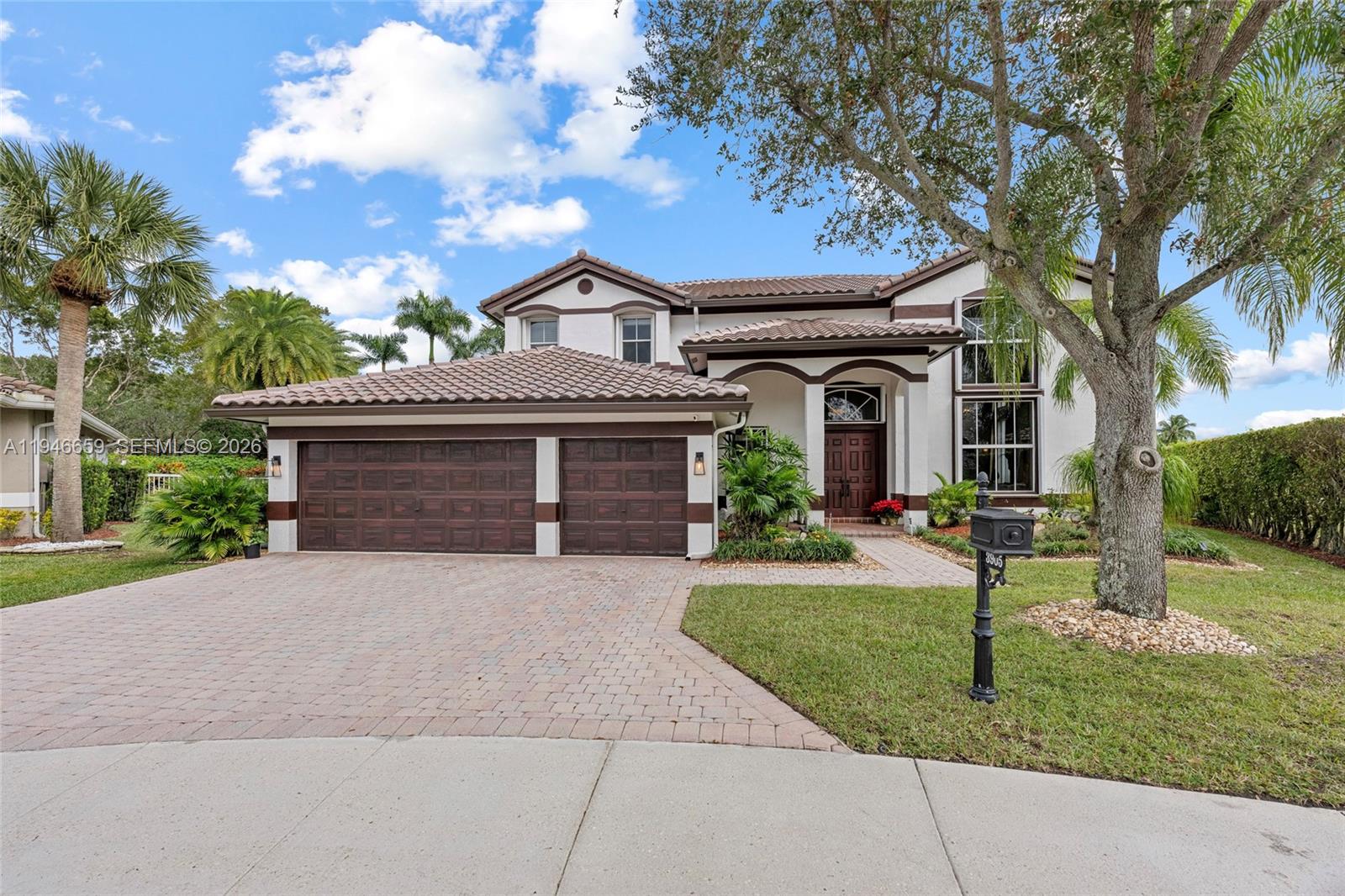3905 Osprey Ct, Weston FL 33331