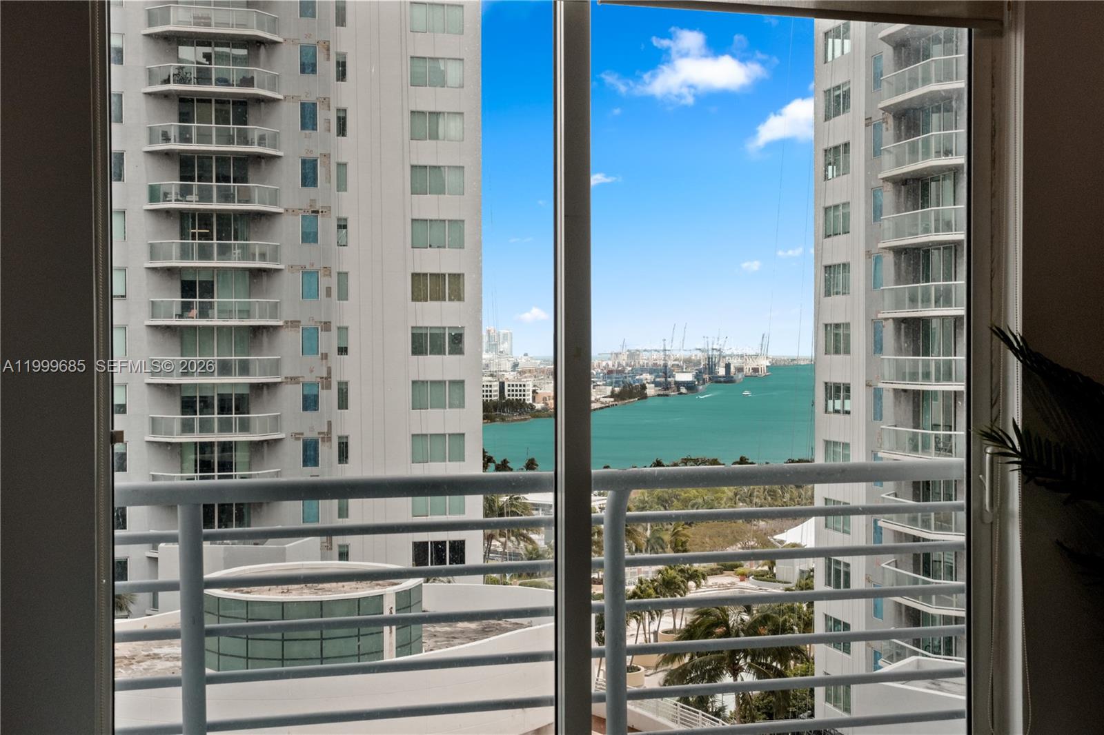 234 NE 3rd St # 1704, Miami FL 33132