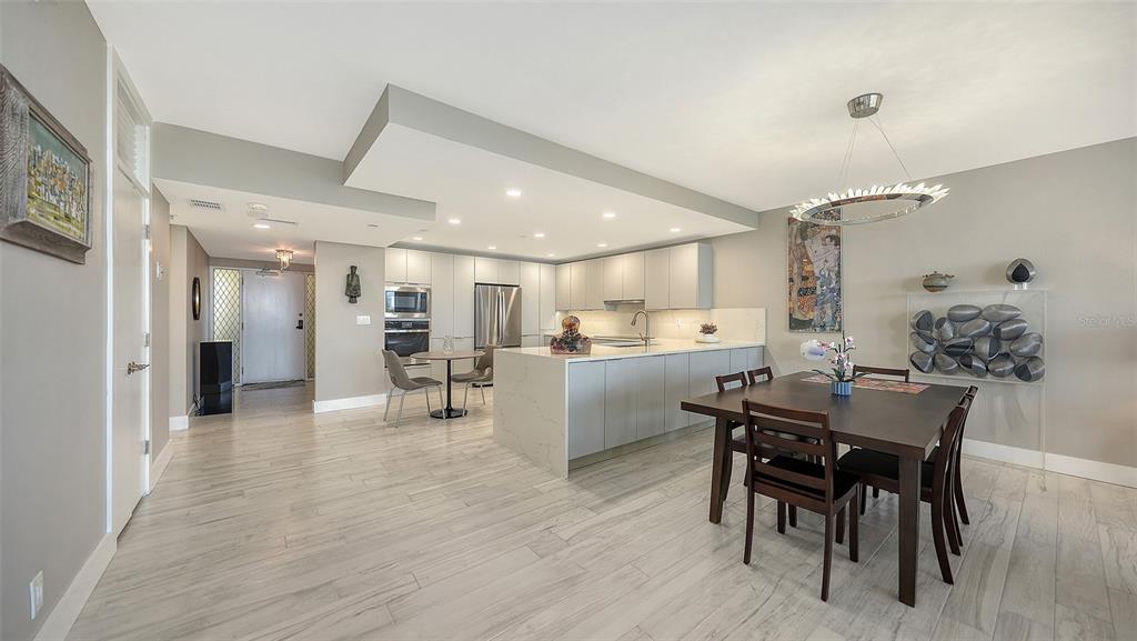 2120 HARBOURSIDE DRIVE UNIT 623, LONGBOAT KEY, FL — photo 4 of 30