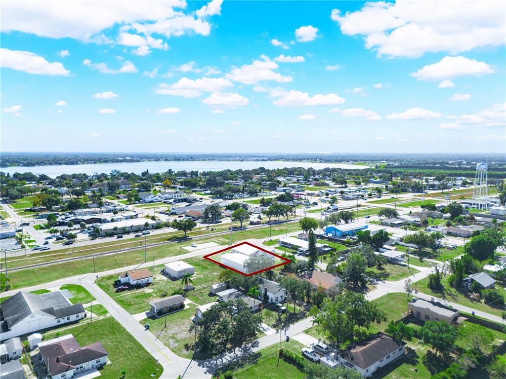 109 N 3RD STREET, EAGLE LAKE, FL — photo 5 of 23
