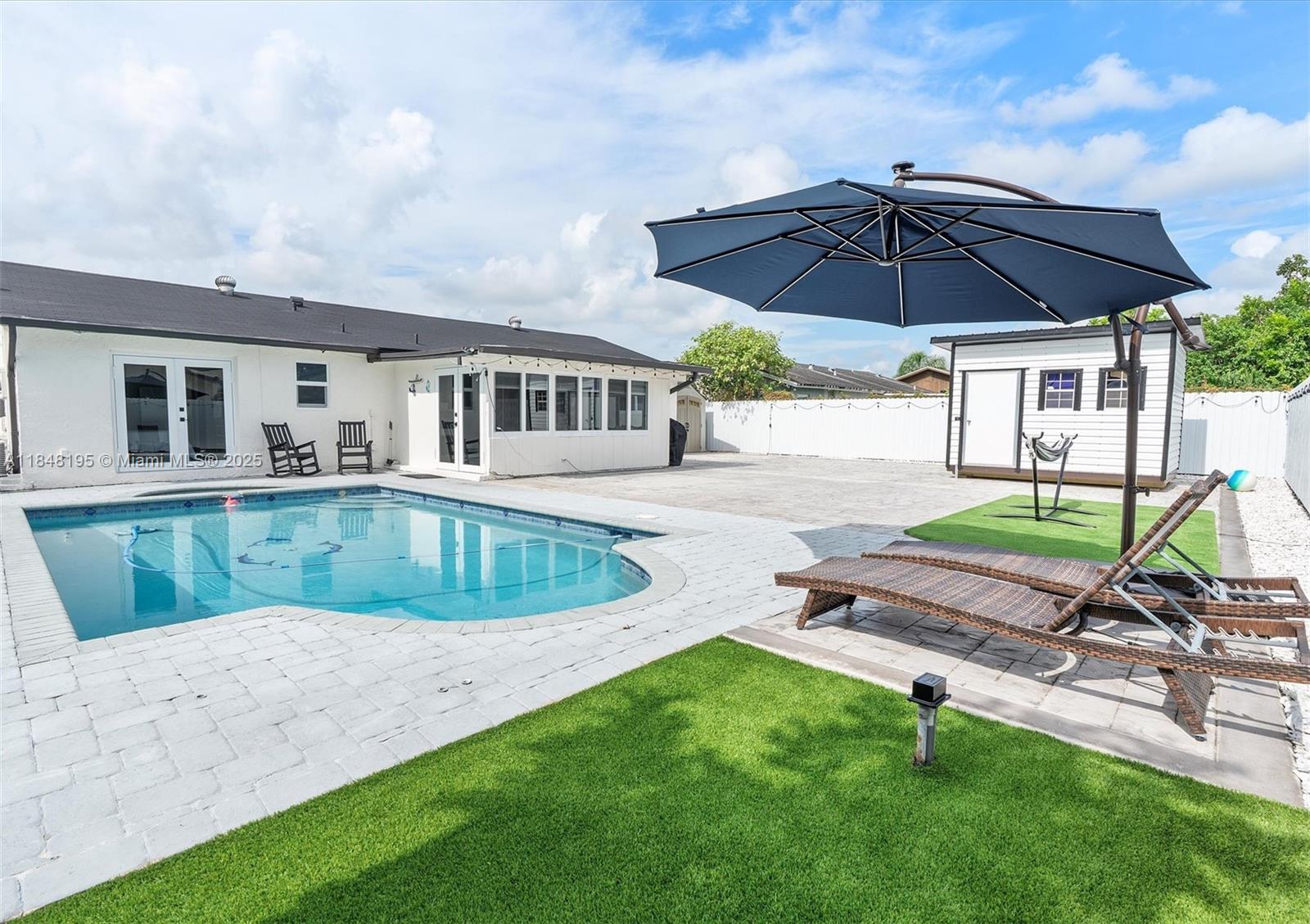 8231 NW 46th Ct, Lauderhill FL 33351