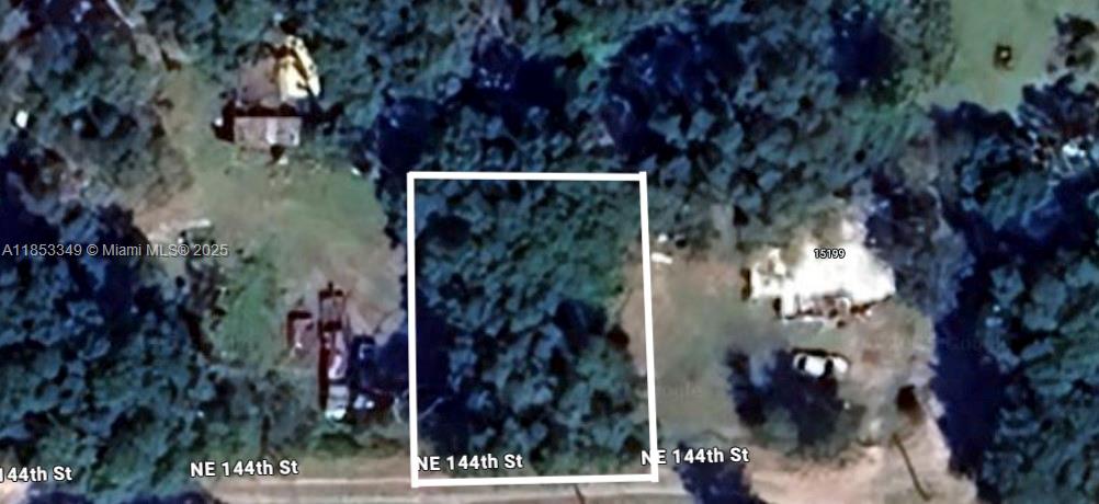 15221 NE 144th ln, Other City - In The State Of Florida FL 32134