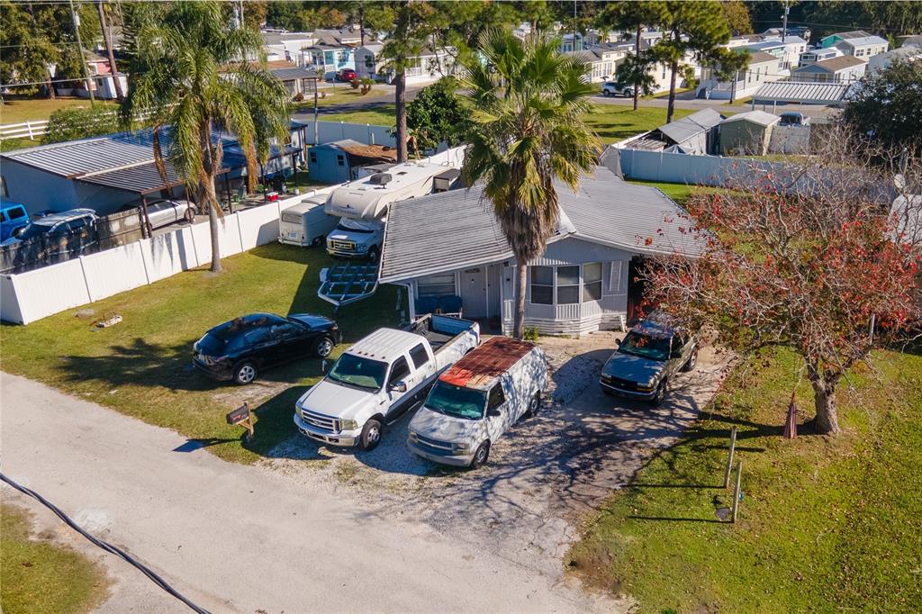 2753 BURROWS AVENUE