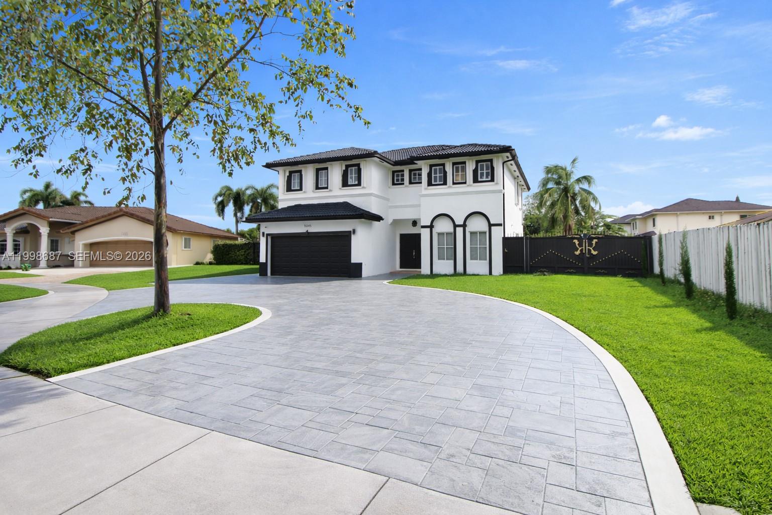 15045 SW 38th Ter, Miami FL 33185