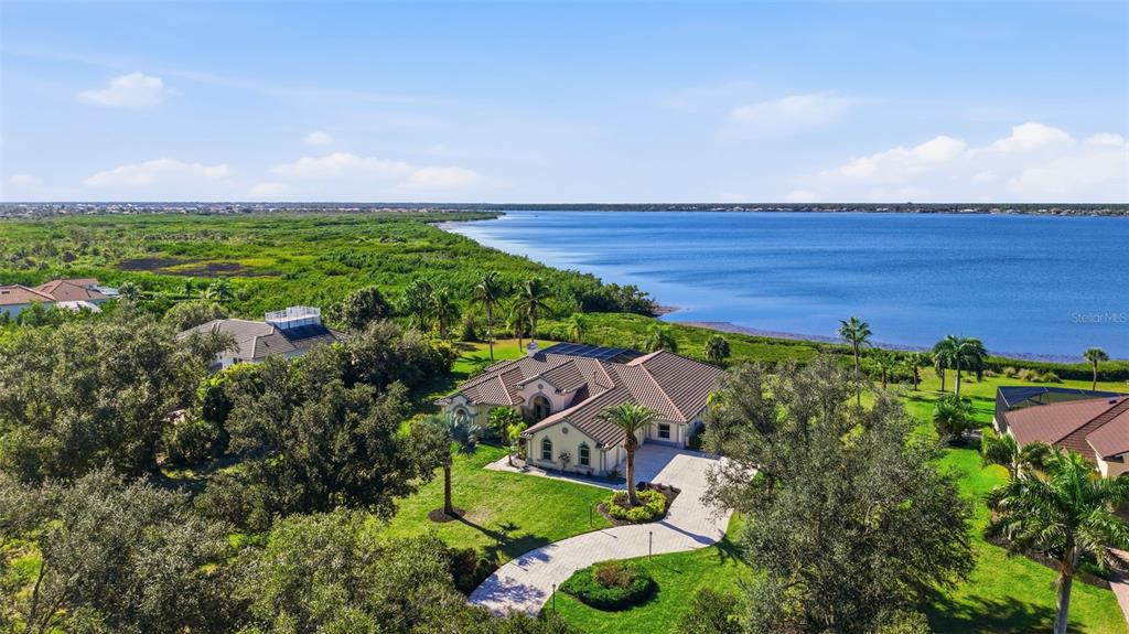 3121 RIVERSHORE LANE