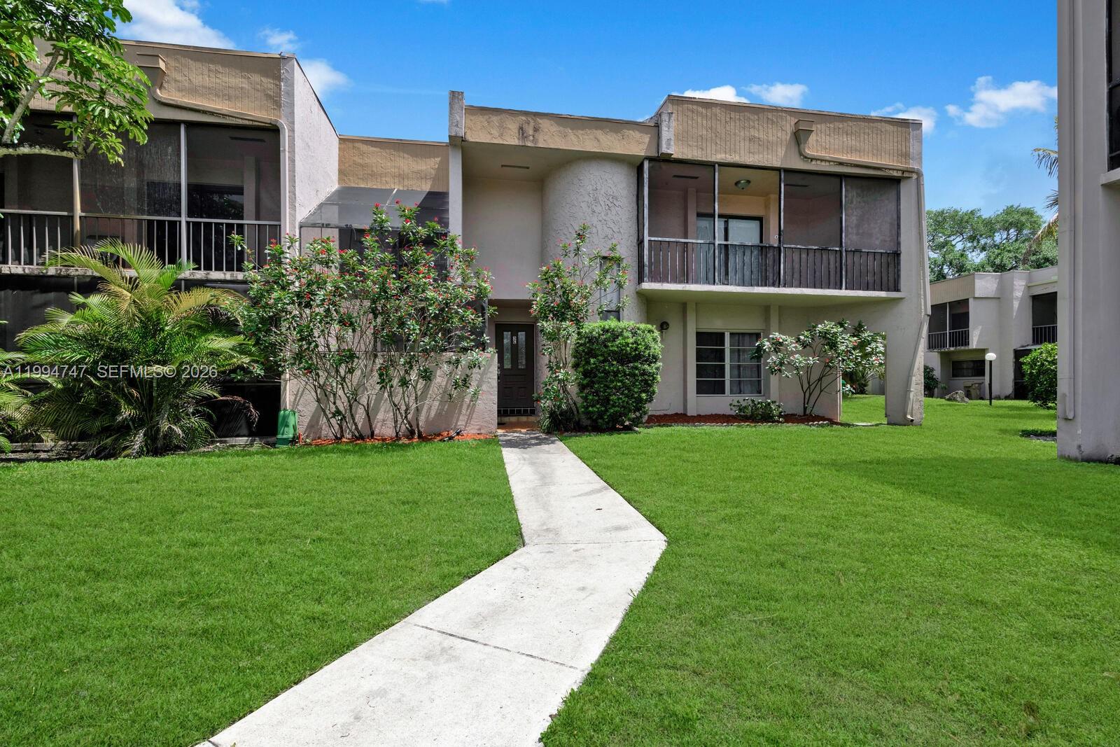 2700 S University Dr # 3C, Davie FL 33328