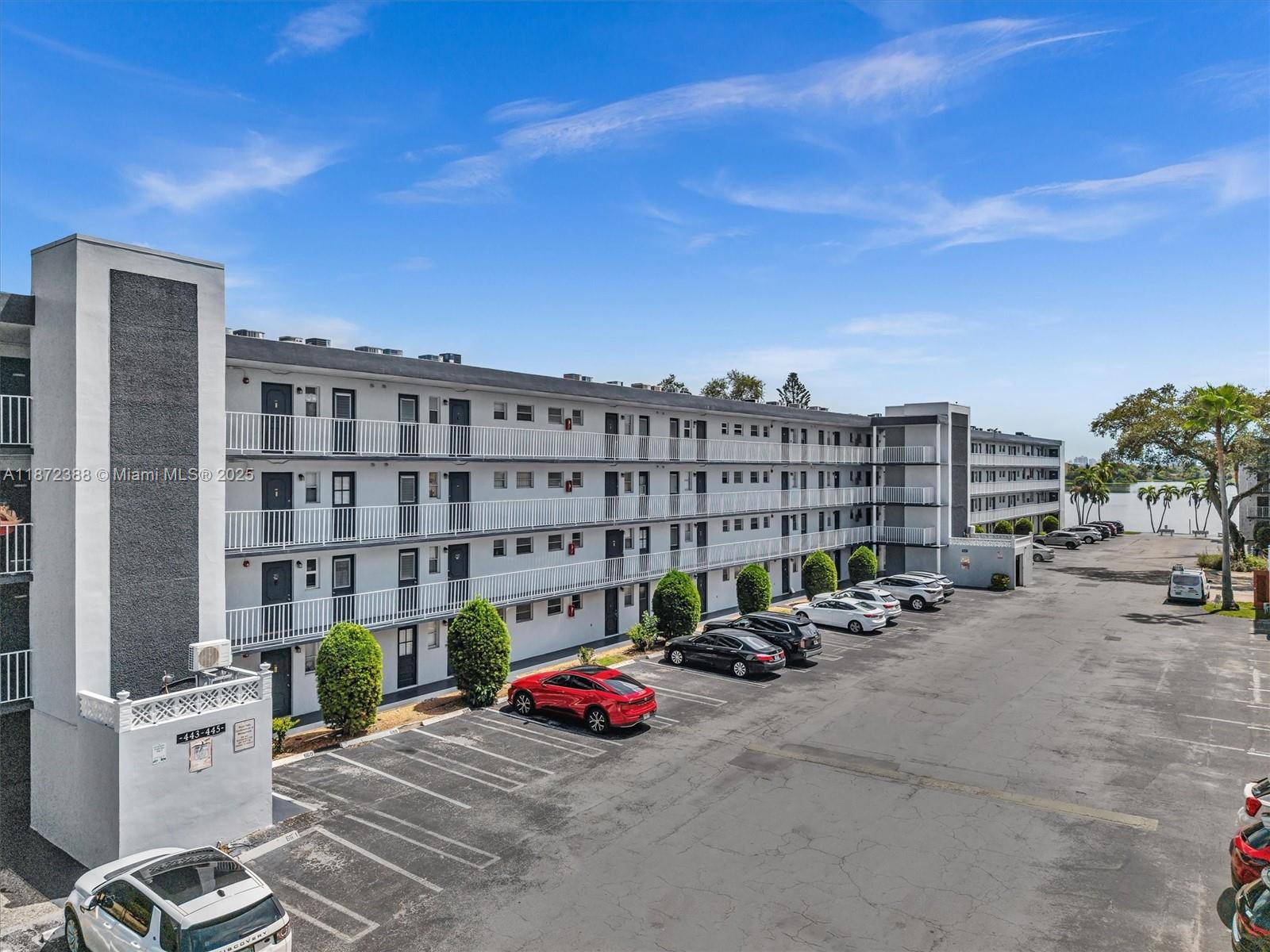 445 NE 195th St # 431, Miami FL 33179