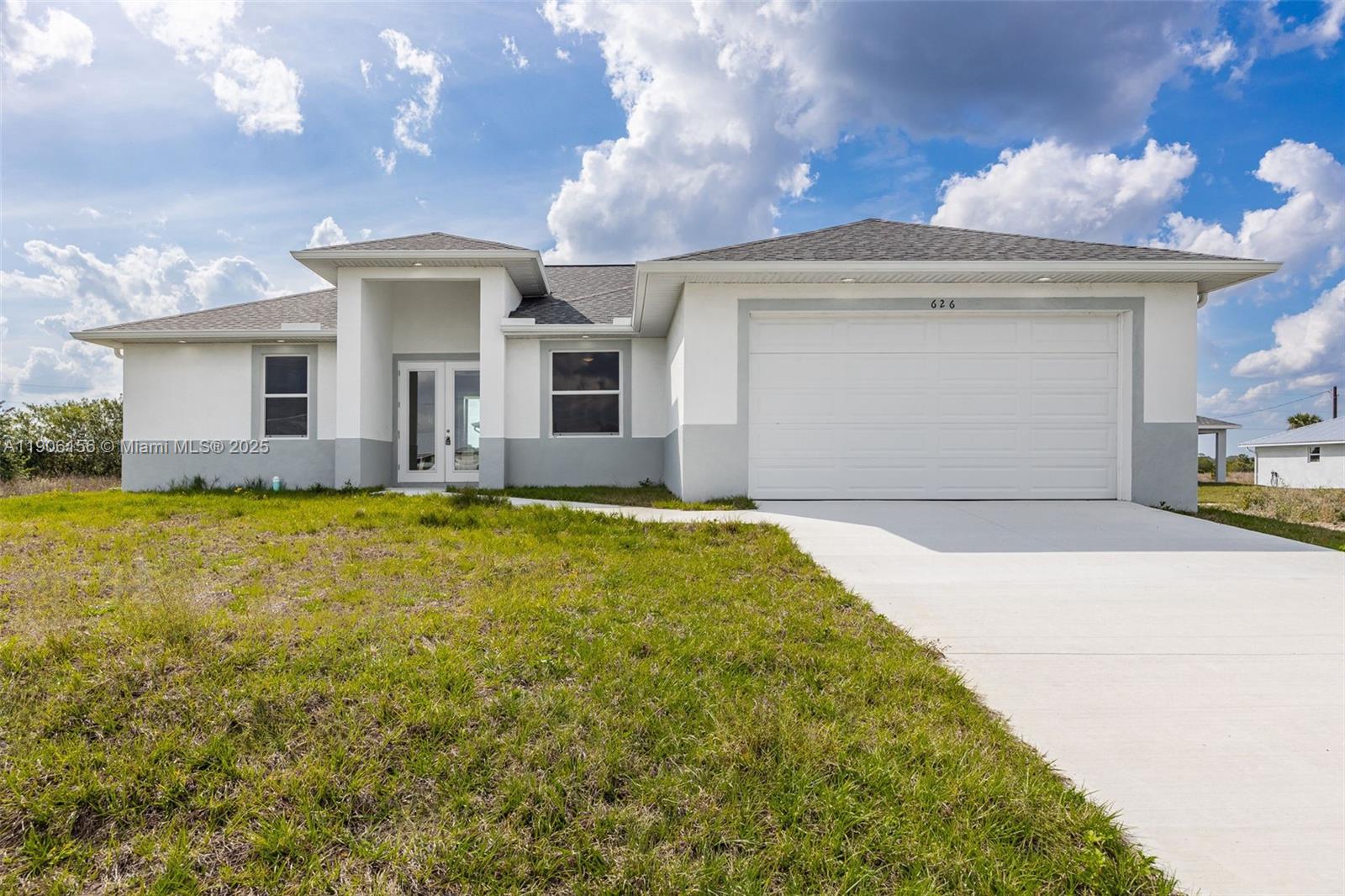 626 Royce Rd, La Belle FL 33935