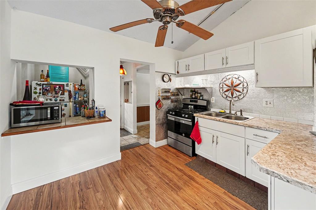 3505 W MCELROY AVENUE, TAMPA, FL — photo 3 of 30
