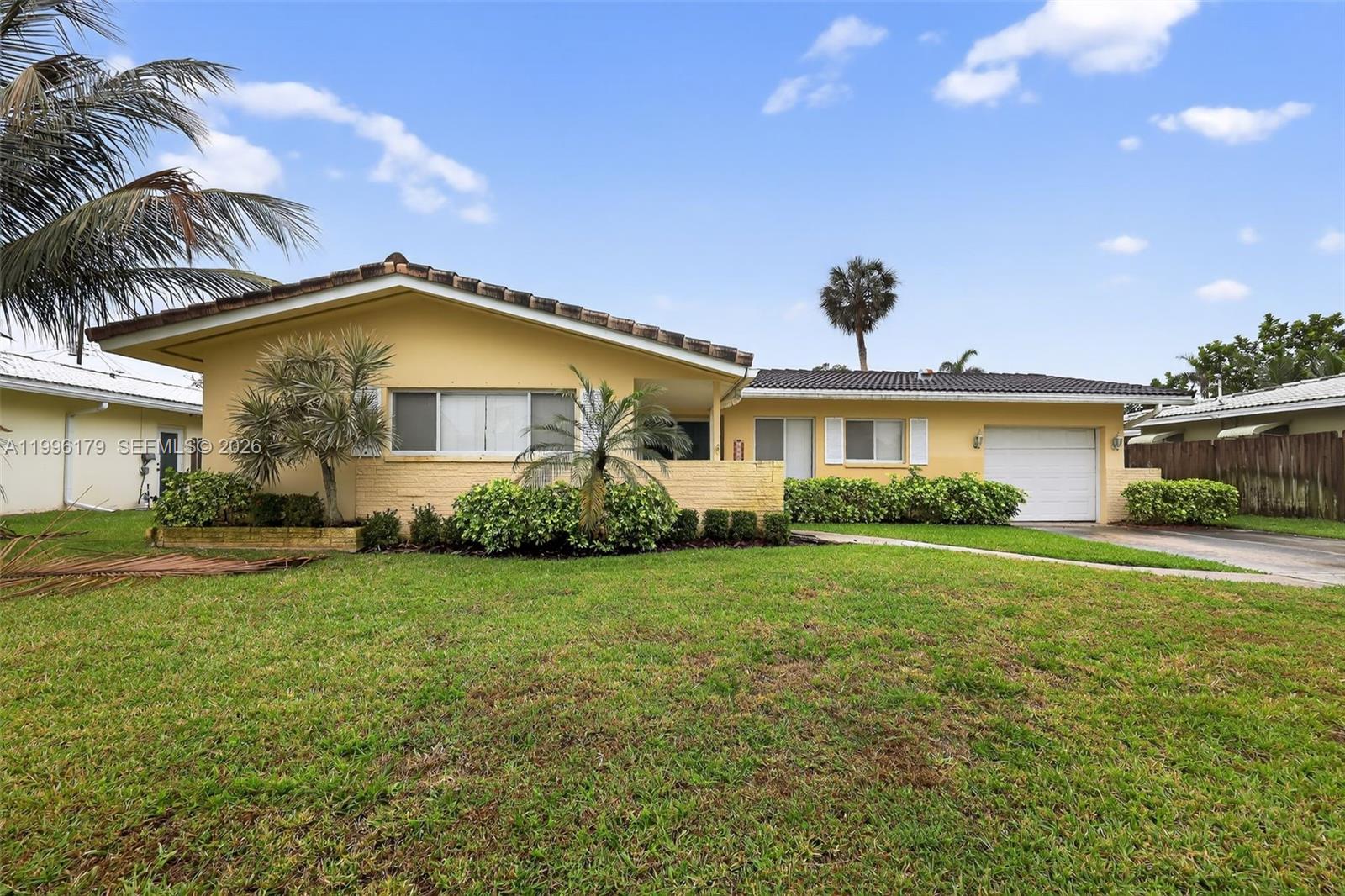 1104 SW 12th St, Boca Raton FL 33486