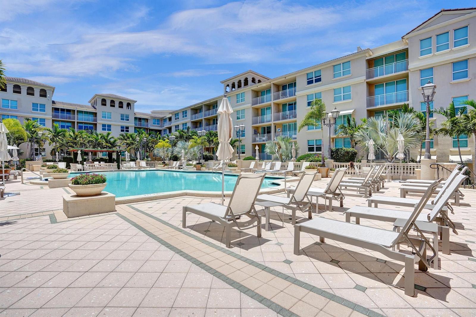 99 SE Mizner Boulevard # 40, Boca Raton FL 33432