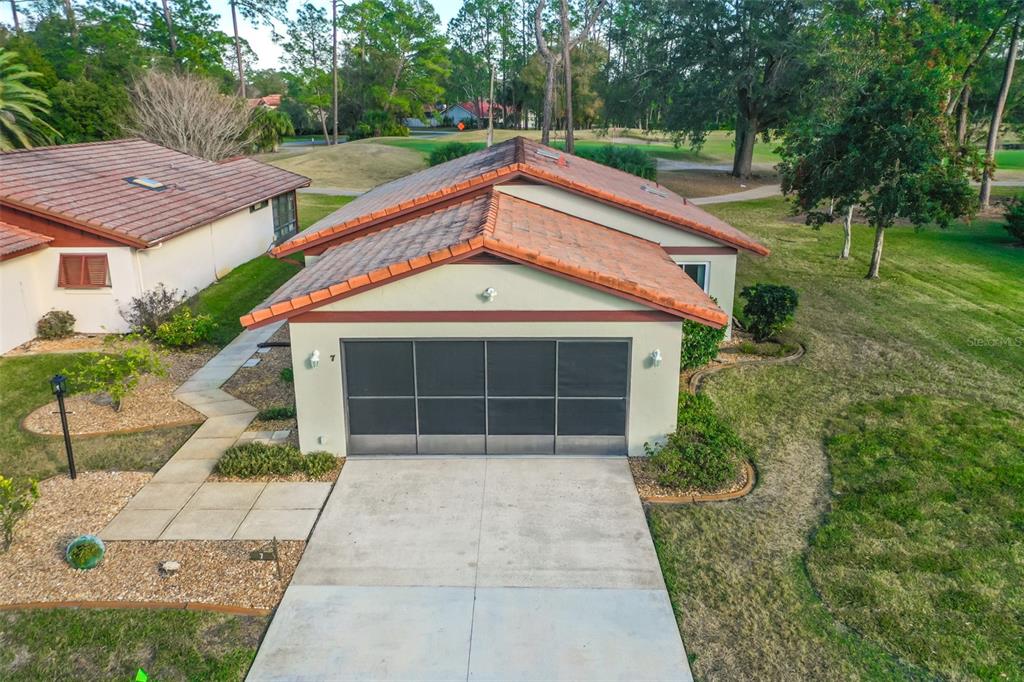 7 LAGO VISTA PLACE