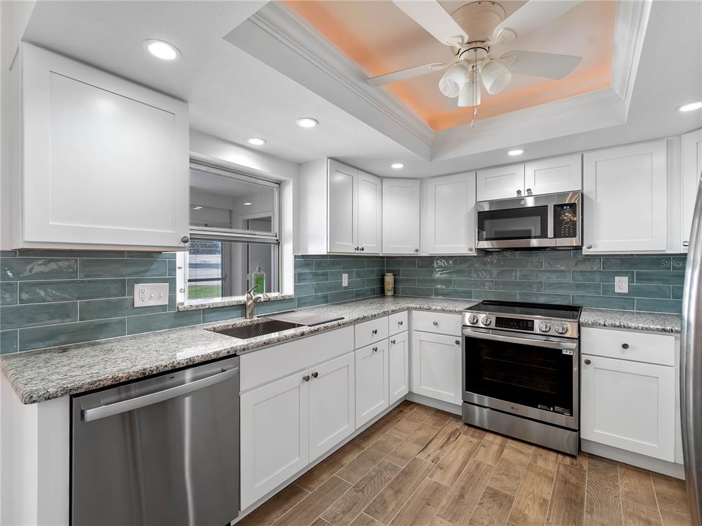 52 CIRCLEWOOD DRIVE UNIT A1-2, VENICE, FL — photo 2 of 30