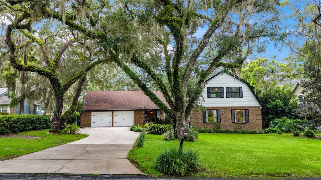 527 COLONIAL DRIVE
