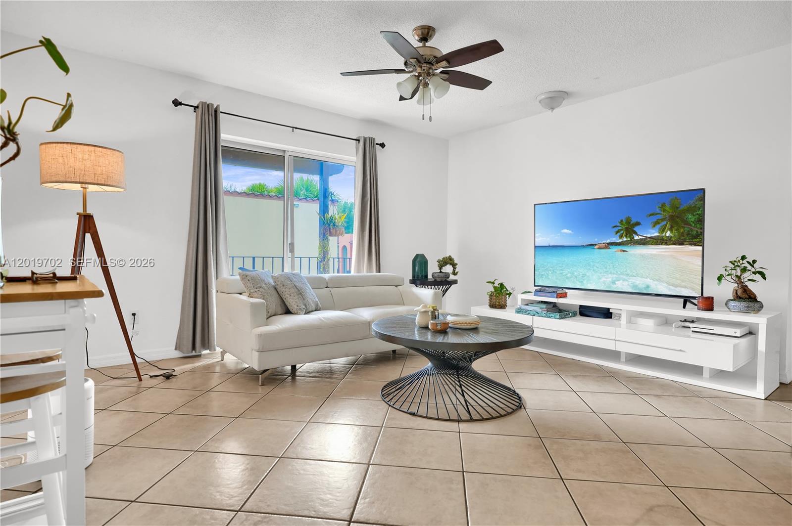 10786 N Kendall Dr # D18, Miami FL 33176