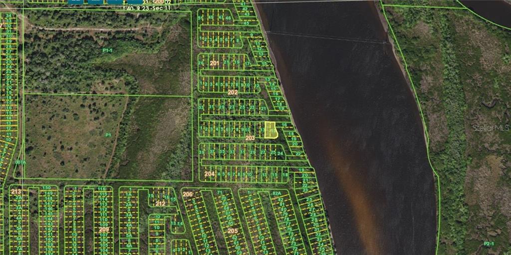 This is a satellite map showing a residential subdivision with a highlighted waterfront lot — 28192 SANTA ROSA COURT, PUNTA GORDA, FL