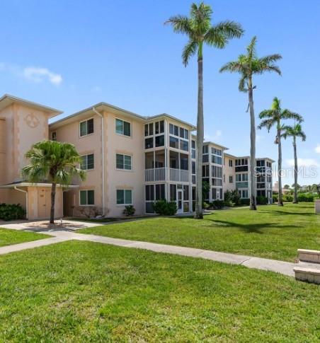 200 THE ESPLANADE N UNIT B10