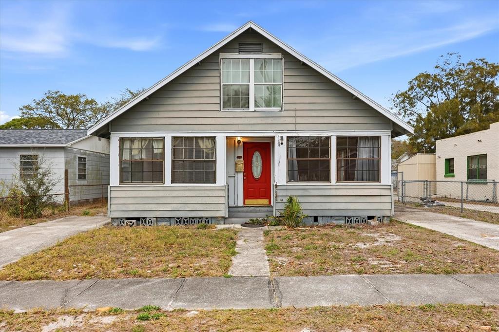 1919 QUINCY STREET S