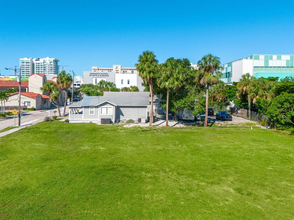 701 COHEN WAY, SARASOTA, FL — photo 4 of 30