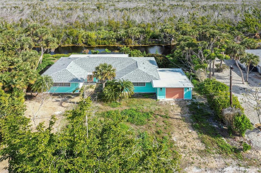1057 BLUE HERON DRIVE, SANIBEL, FL — photo 2 of 30