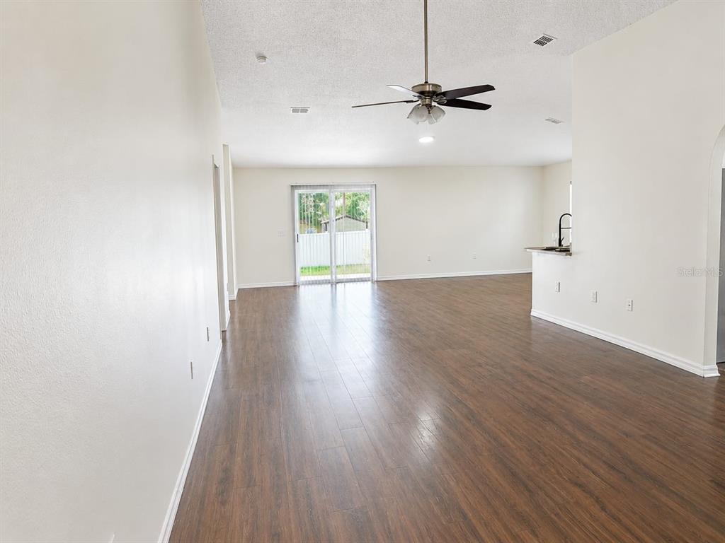 13402 COPPER HEAD DRIVE, RIVERVIEW, FL — photo 4 of 30