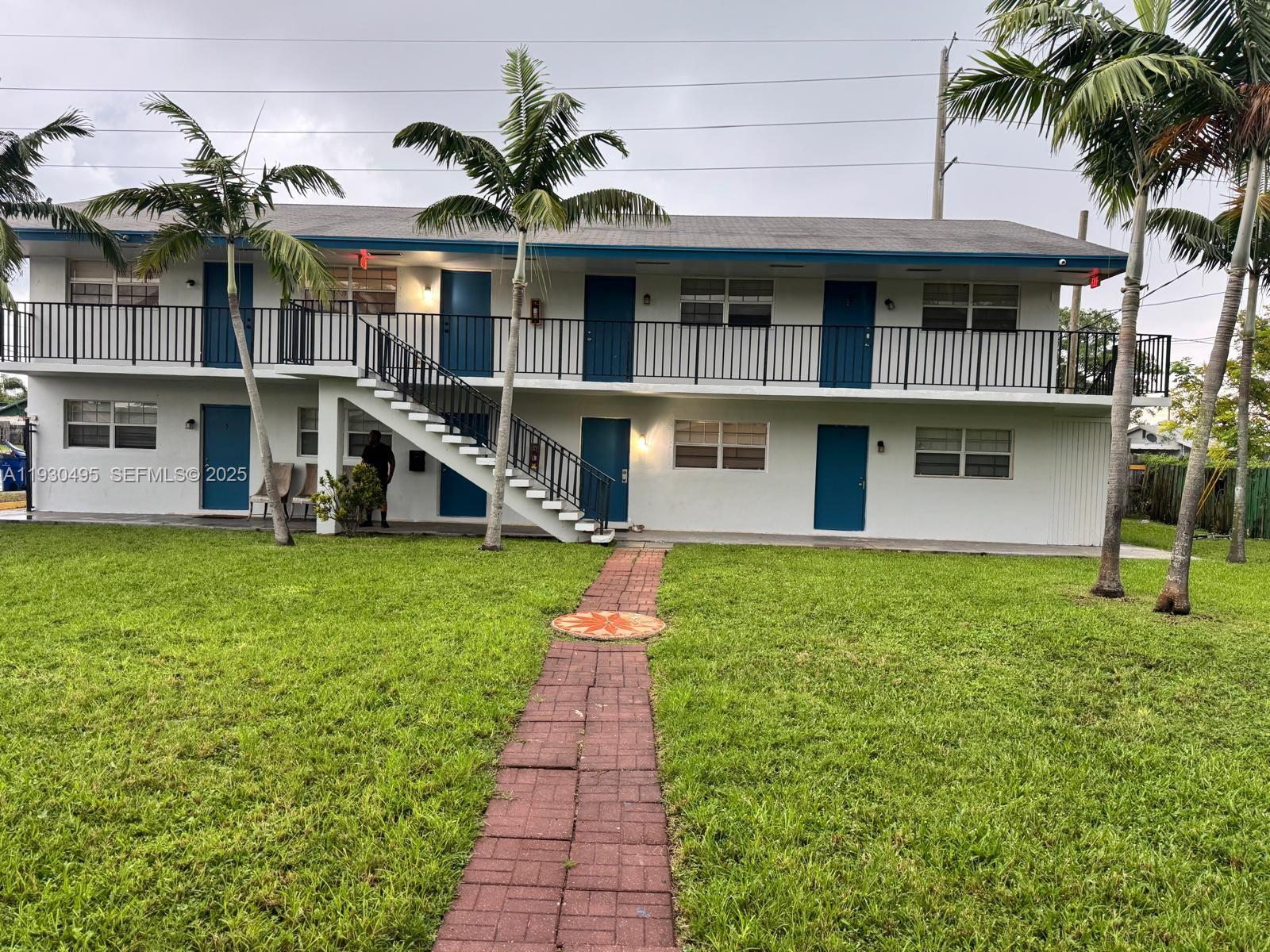 201 W Blue Heron Blvd, Riviera Beach FL 33404