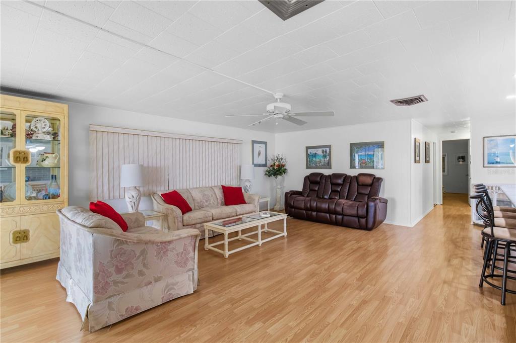 5510 DENMARK DRIVE, BRADENTON, FL — photo 2 of 30