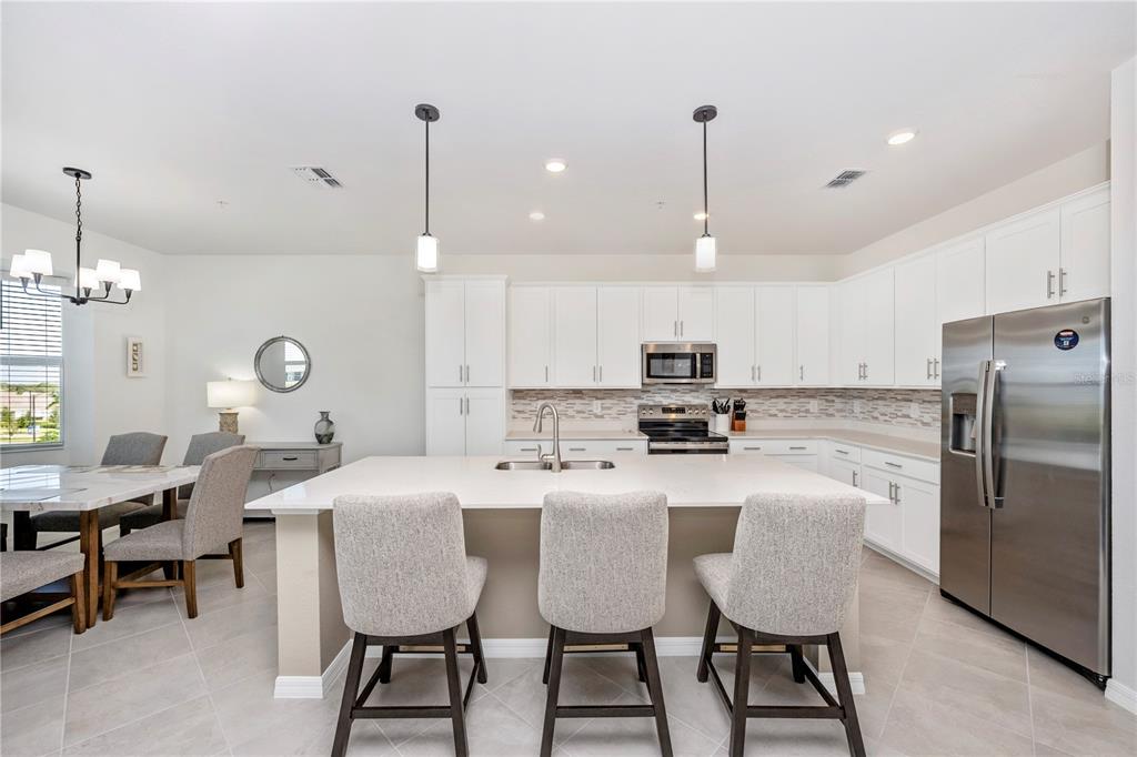 17655 OPAL SAND DRIVE UNIT 402, VENICE, FL — photo 5 of 30