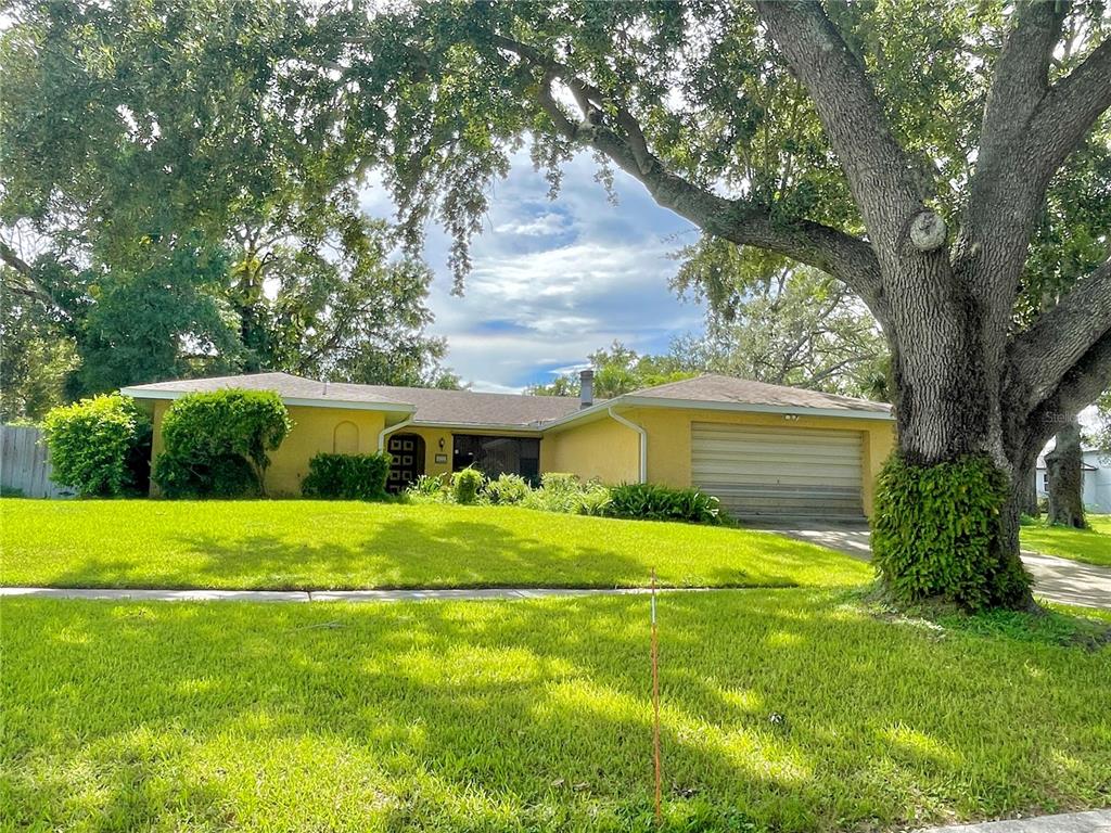 622 SPRING OAKS BOULEVARD